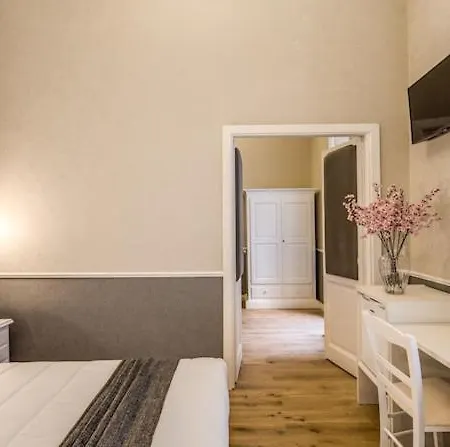 Smart Lux Centro 3* Róma